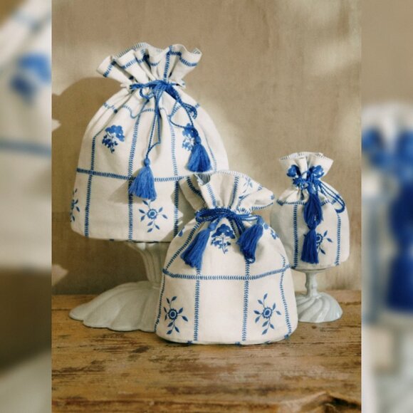 Sezane Set of 3 Pouches - Ecru w/ Blue Embroidery - NWT - Picture 1 of 14